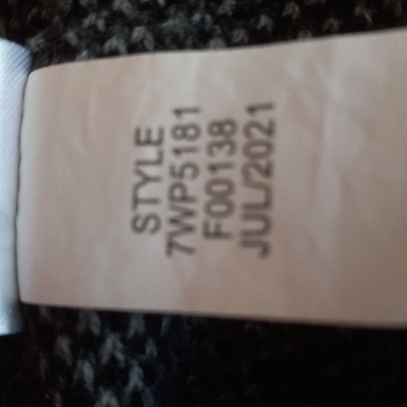 Lucky Brand Black & Gray Leopard Print Drop Shoulder Sweater - Picture 9 of 9